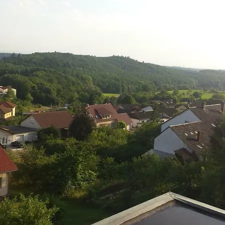 Haus Eichelberg Apartmán *